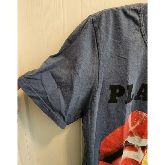 Playboy Mens Short Sleeve TShirt Red Lips Smoking Match Magazine Cover Blue Sz S - Picture 6 of 9